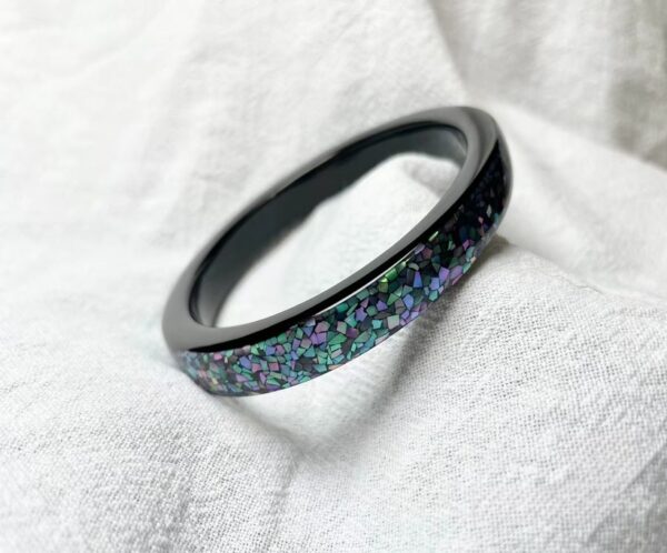 Fully inlaid geometric mother-of-pearl bracelet