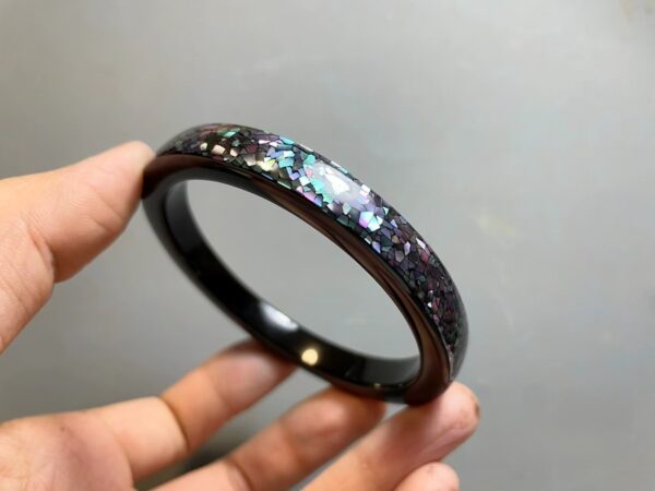 Fully inlaid geometric mother-of-pearl bracelet
